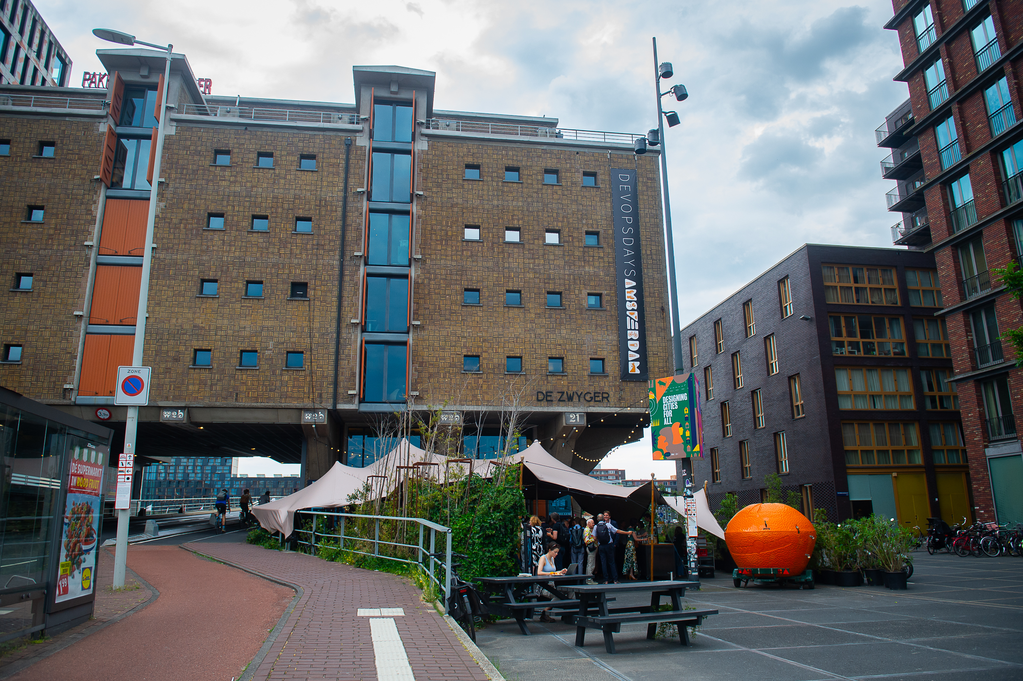 Pakhuis de Zwijger